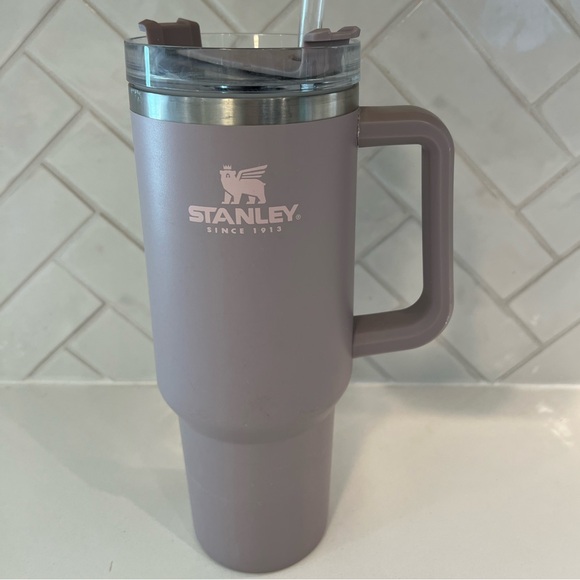 Stanley 40 oz quencher Abalone - Picture 1 of 4